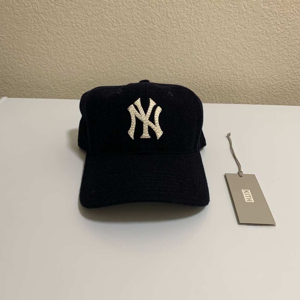 Kith & 47  for the New York Yankees stem stitch